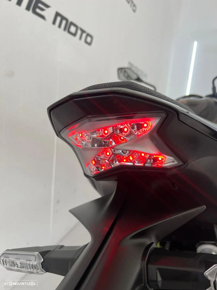 Kawasaki Z 900 - 16
