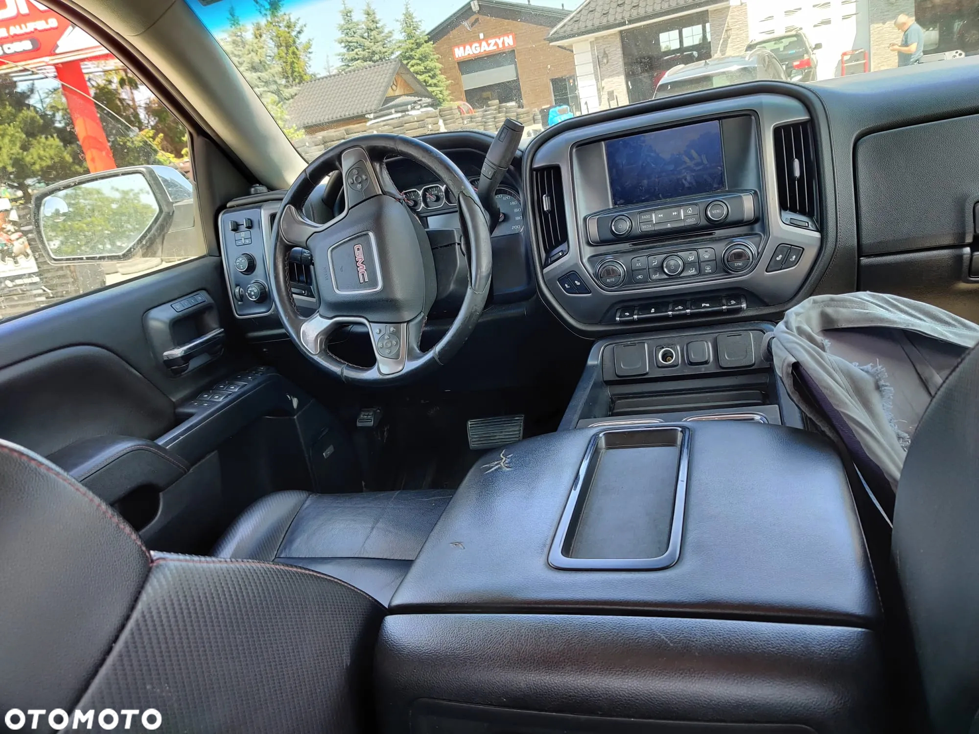 GMC Sierra - 6