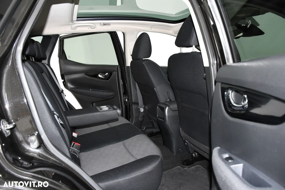 Nissan Qashqai 1.5 DCI N-Connecta - 9