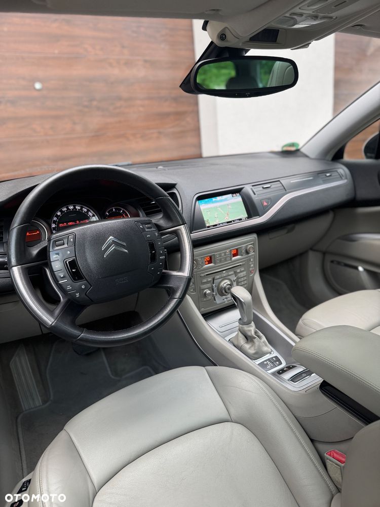 Citroën C5 3.0 HDi V6 Exclusive - 29