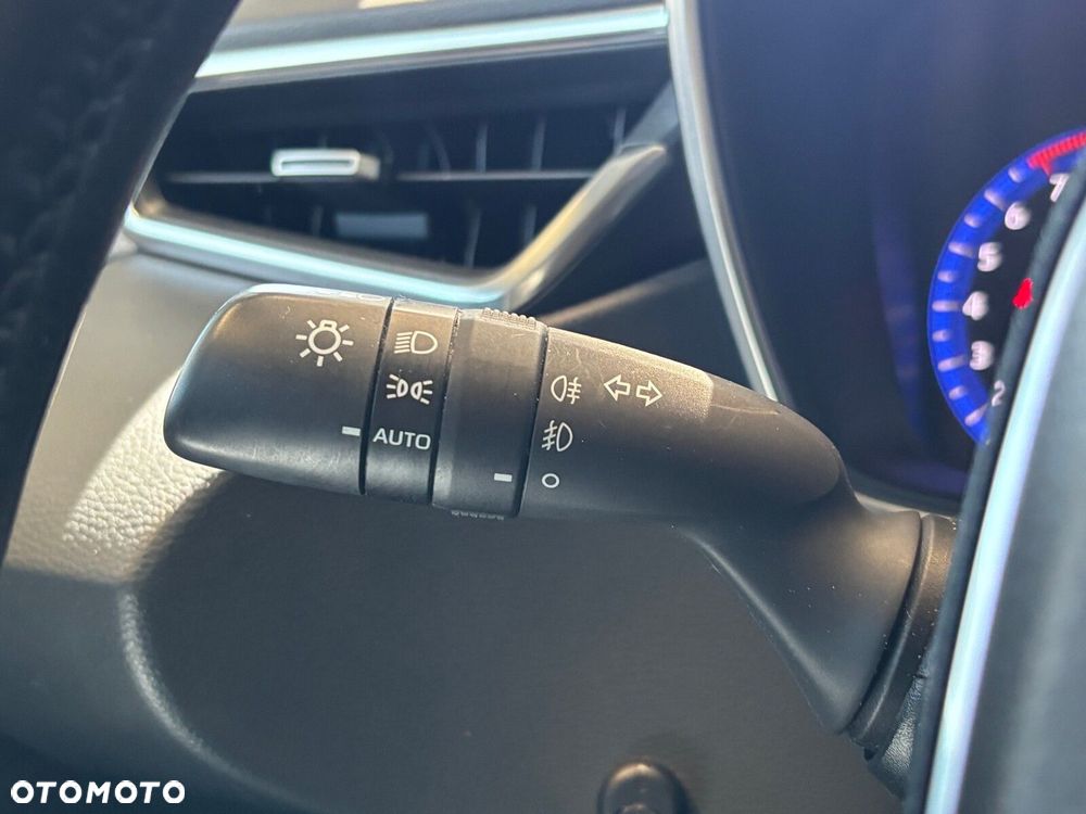 Toyota Corolla - 12