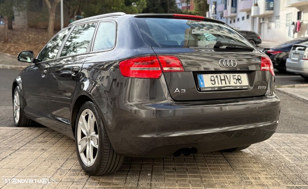Audi A3 Sportback 1.9 TDi - 4