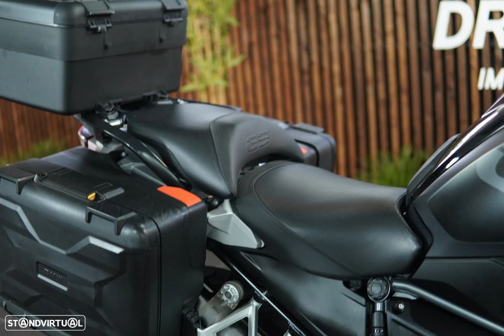 BMW R 1250 GS TRIPLE BLACK - 9