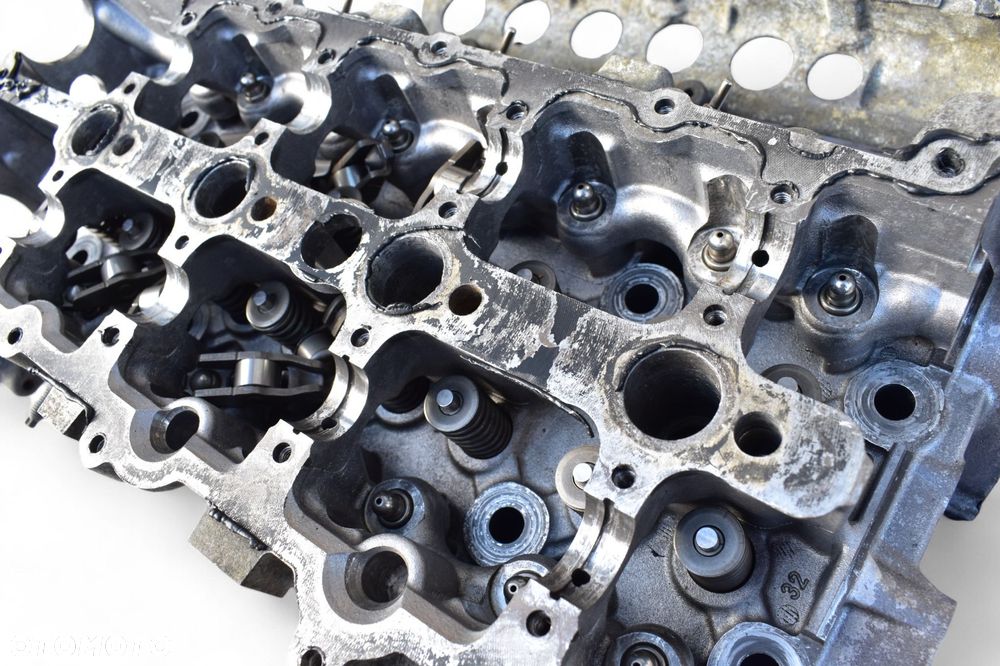 Głowica Silnika OPEL VIVARO A RENAULT TRAFIC II 2.0 DCI 8200808824 - 14