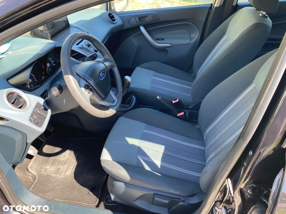 Ford Fiesta 1.25 Champions Edition - 18