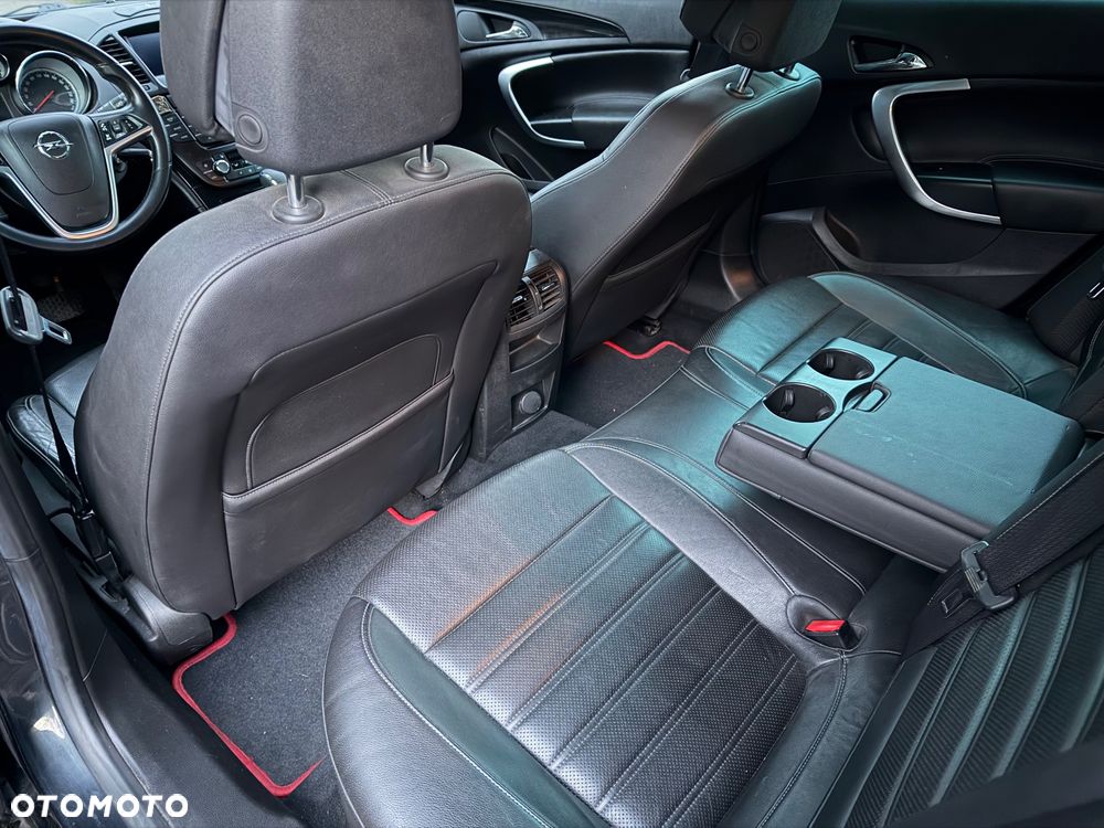 Opel Insignia 2.0 T Cosmo - 25