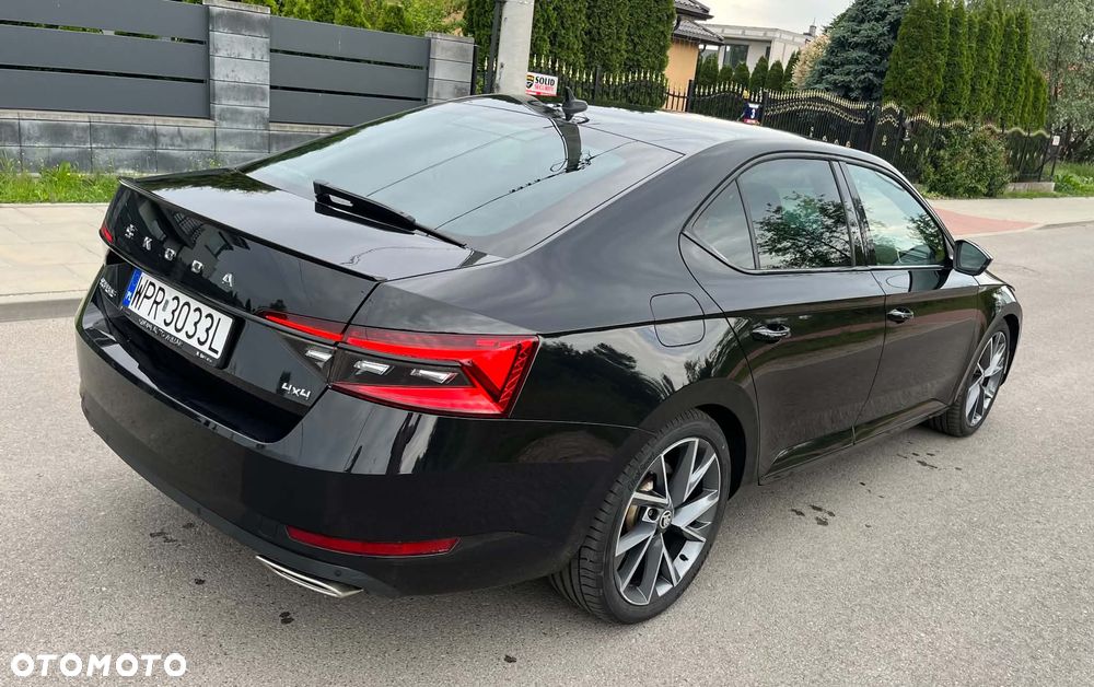 Skoda Superb 2.0 TSI 4x4 Sportline DSG - 5