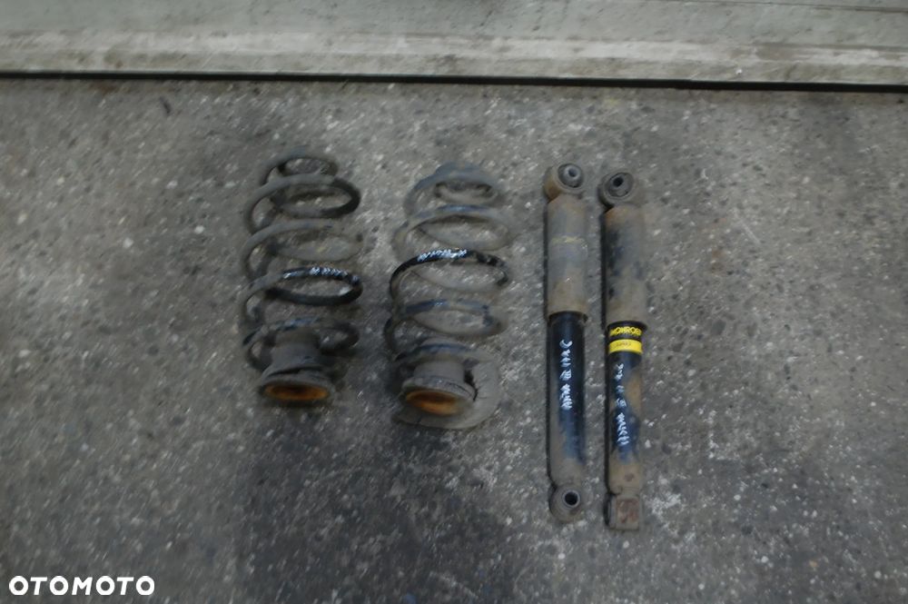 AMORTYZATORY TYŁ TYLNE + SPRĘŻYNY OPEL ASTRA III H 1.6 3D MONROE - 1