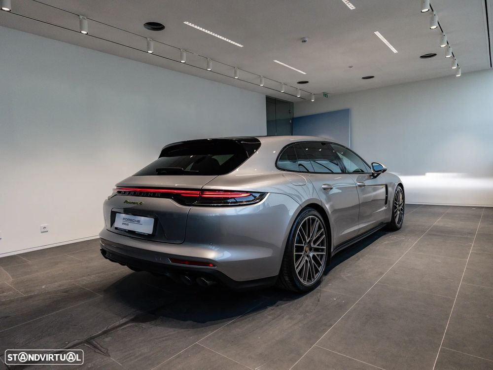 Porsche Panamera Sport Turismo 4 E-Hybrid Platinum Edition - 8