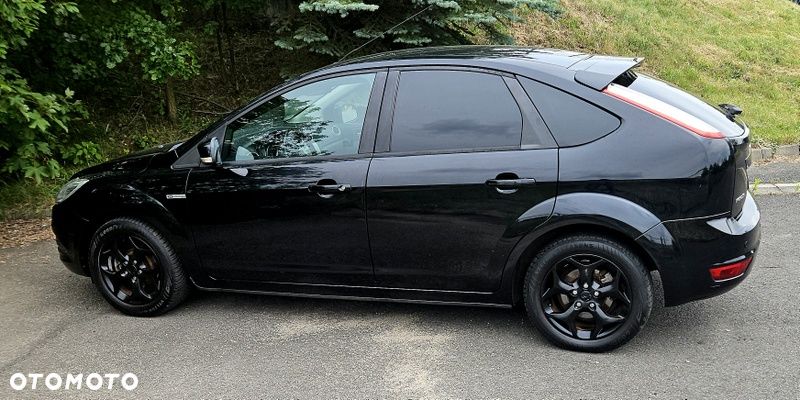 Ford Focus 1.6 16V Black Magic - 11