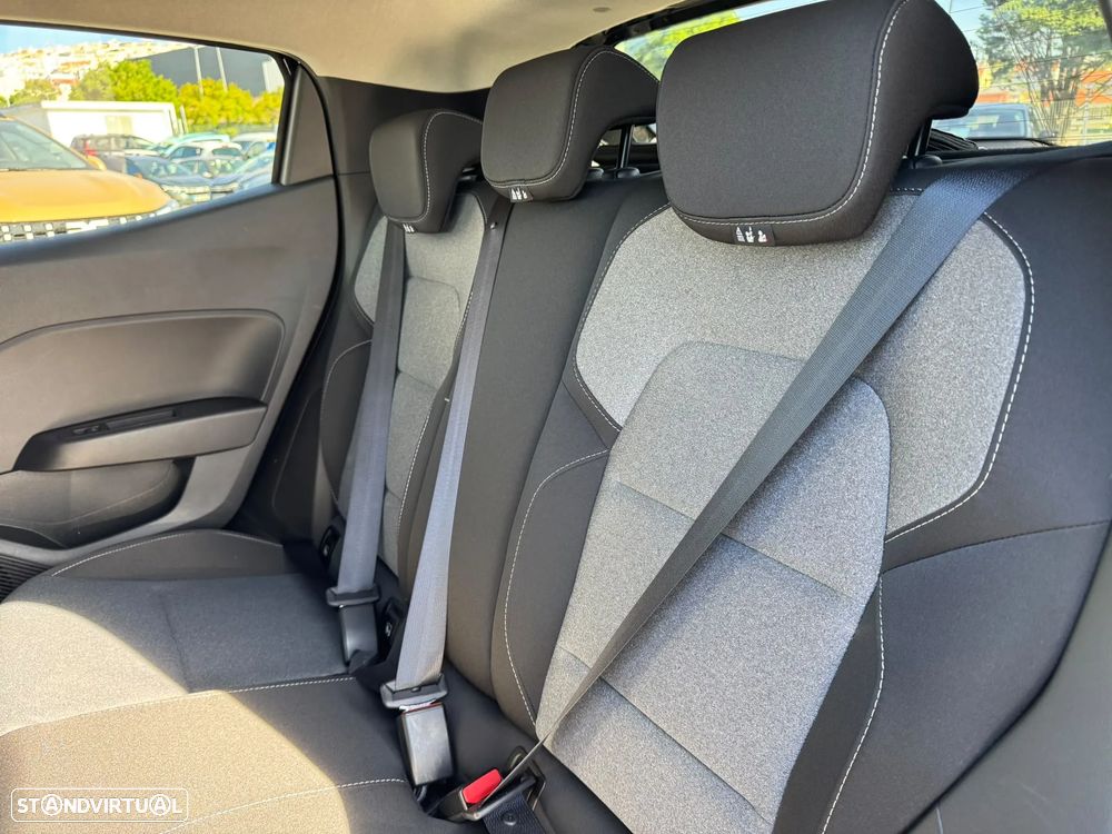 Renault Clio 1.0 TCe Evolution - 10