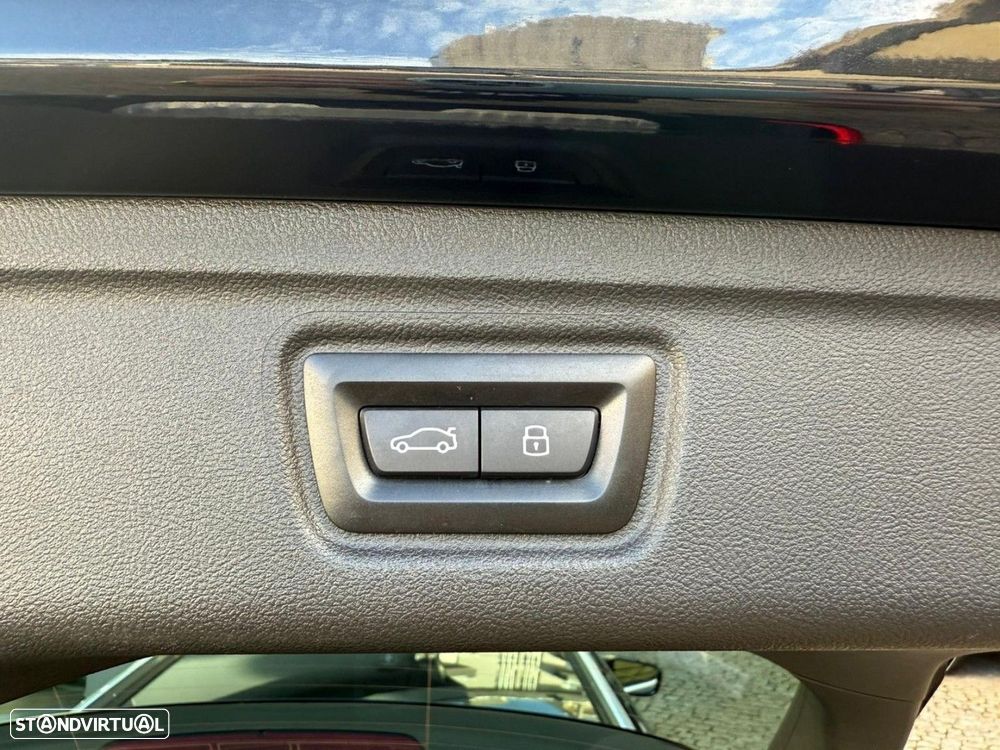 BMW 330 e Pack M Auto - 18