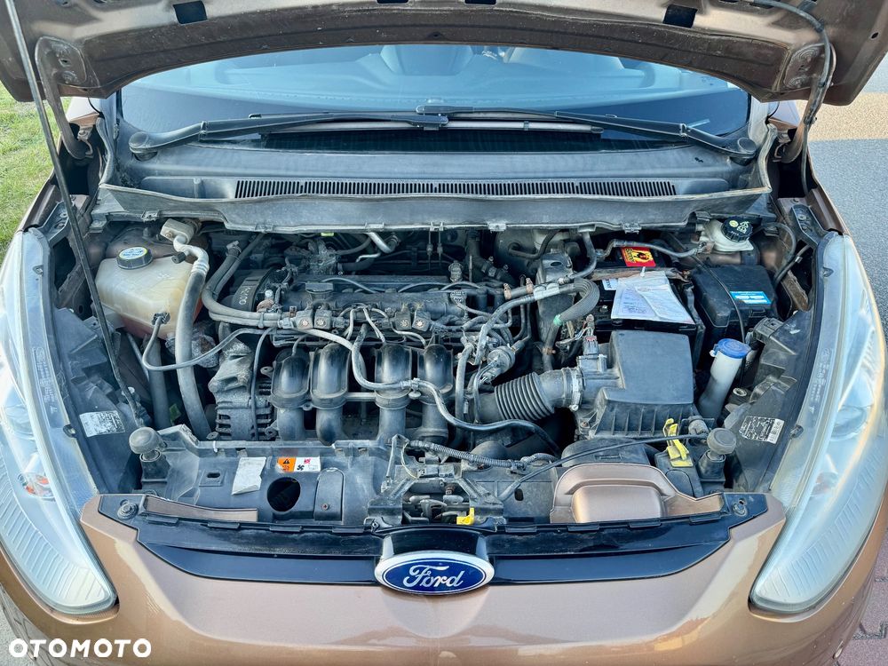 Ford B-MAX 1.6 Titanium - 21