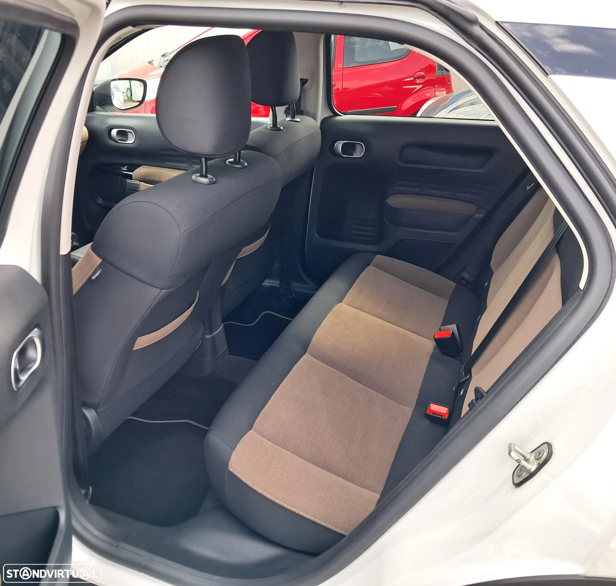 Citroën C4 Cactus 1.2 PureTech Shine - 9
