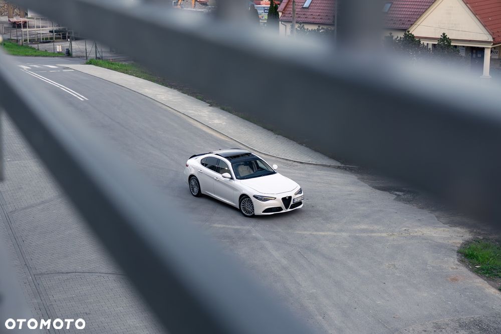 Alfa Romeo Giulia 2.0 Turbo TI Q4 - 5
