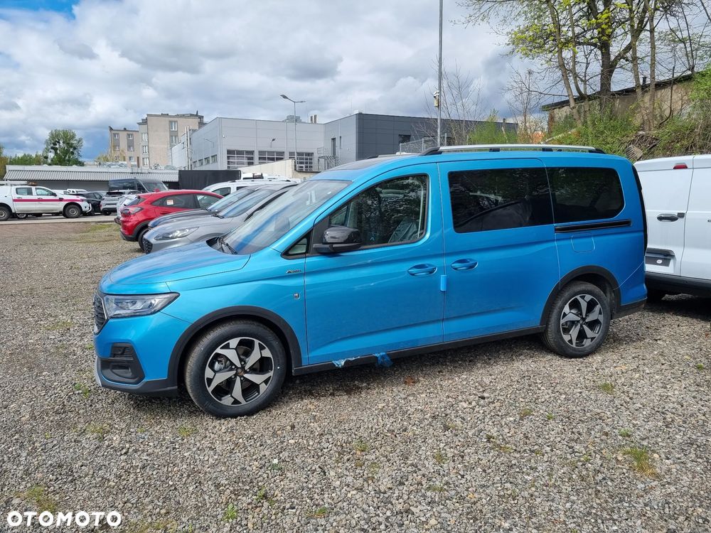 Ford Tourneo Connect Grand - 12