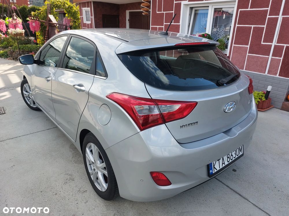 Hyundai i30 blue 1.6 GDI YES Gold - 6