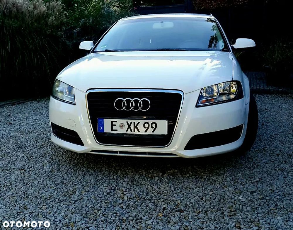 Audi A3 Sportback - 2