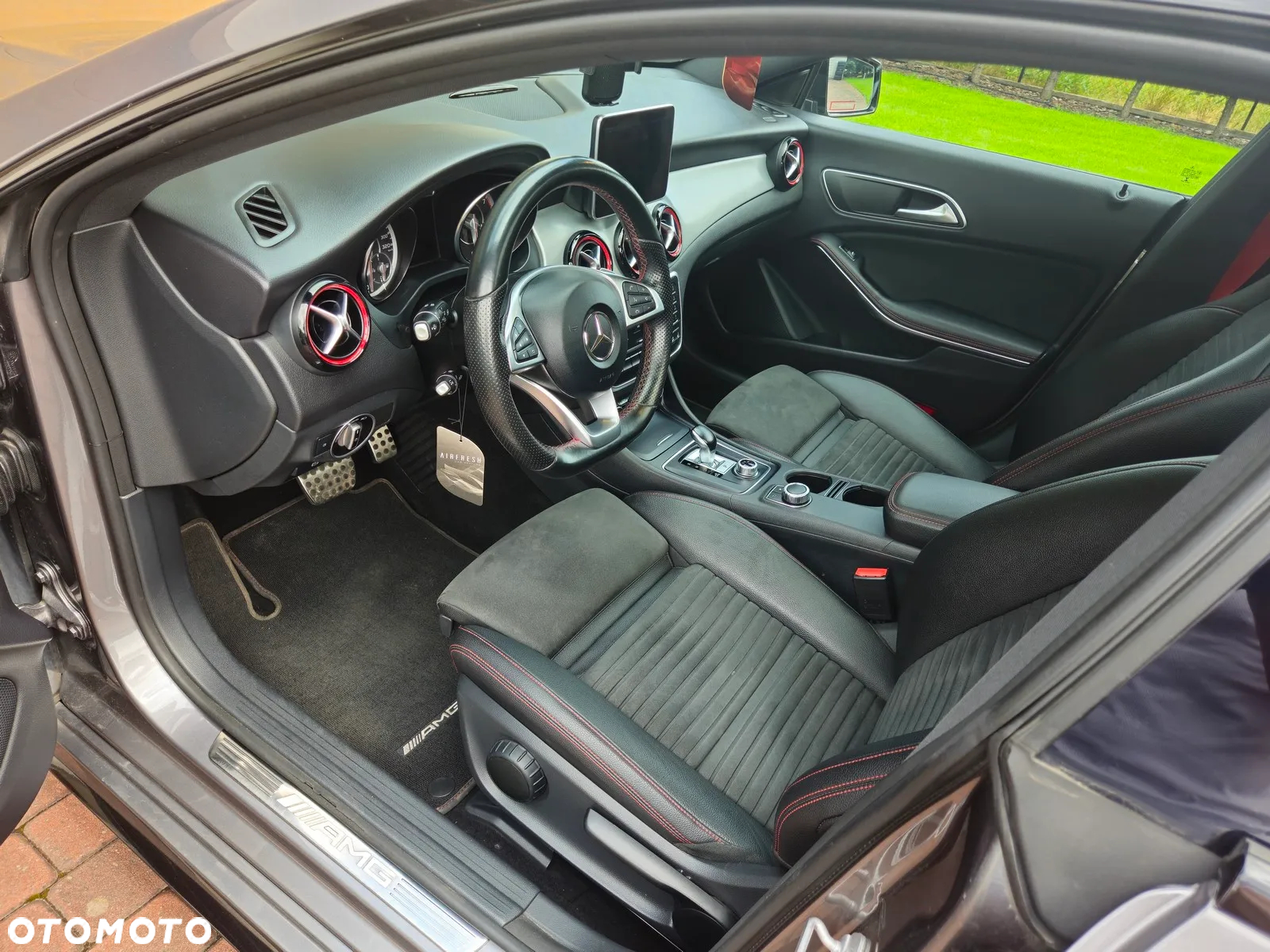 Mercedes-Benz CLA AMG 45 4-Matic - 38