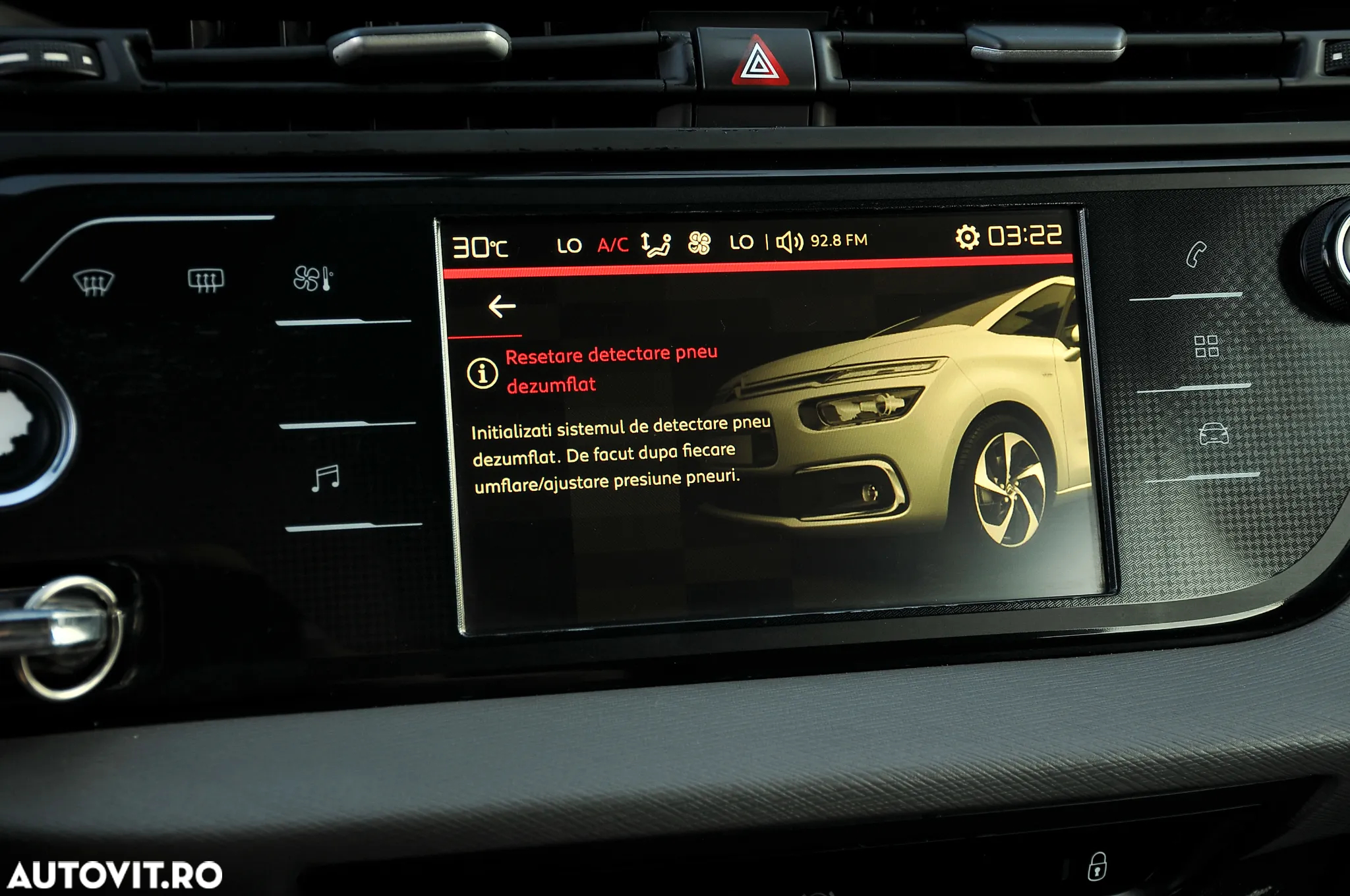 Citroën C4 Space Tourer Spacetourer BlueHDi 120 Stop&Start EAT6 SHINE - 20
