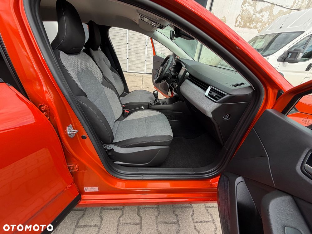 Renault Clio - 6