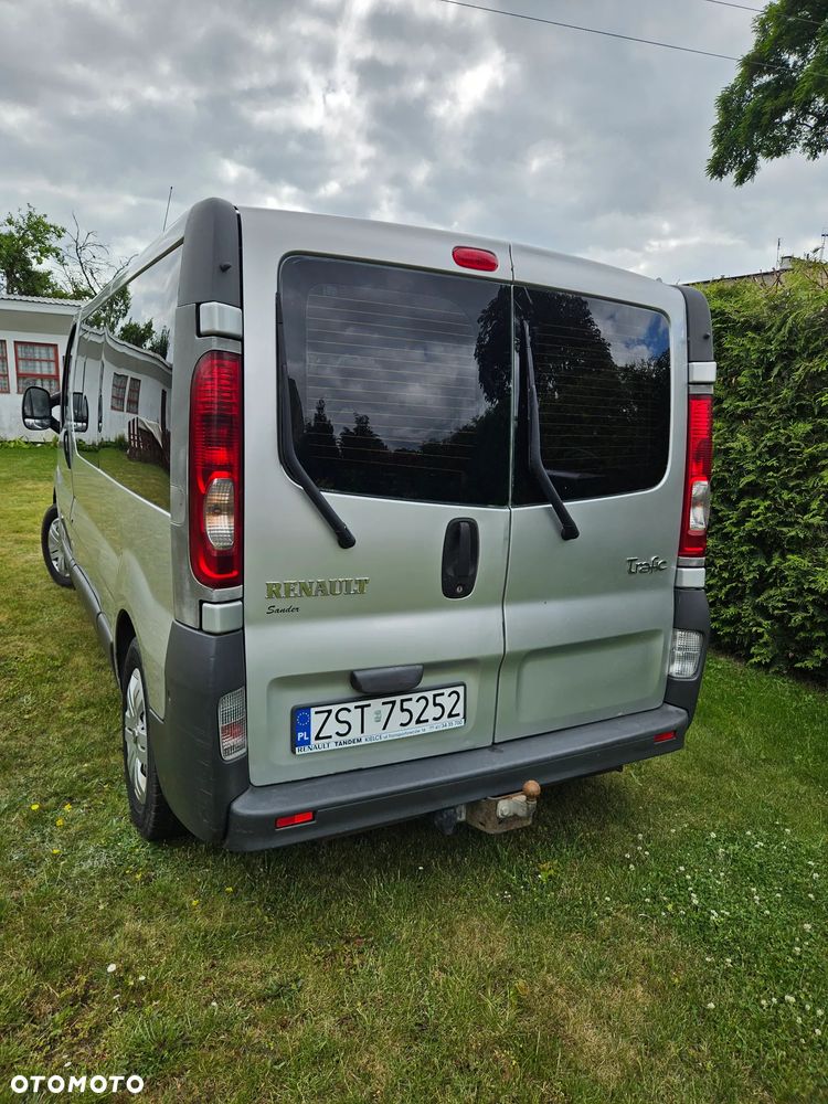 Renault Trafic - 2
