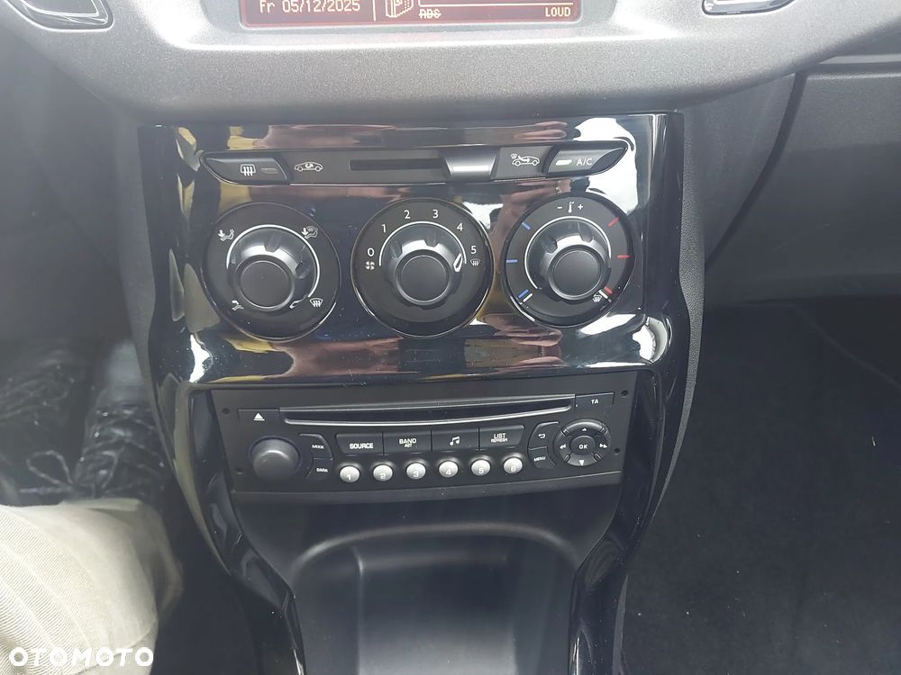 Citroën C3 Pure Tech (VTi) 68 Tendance - 33