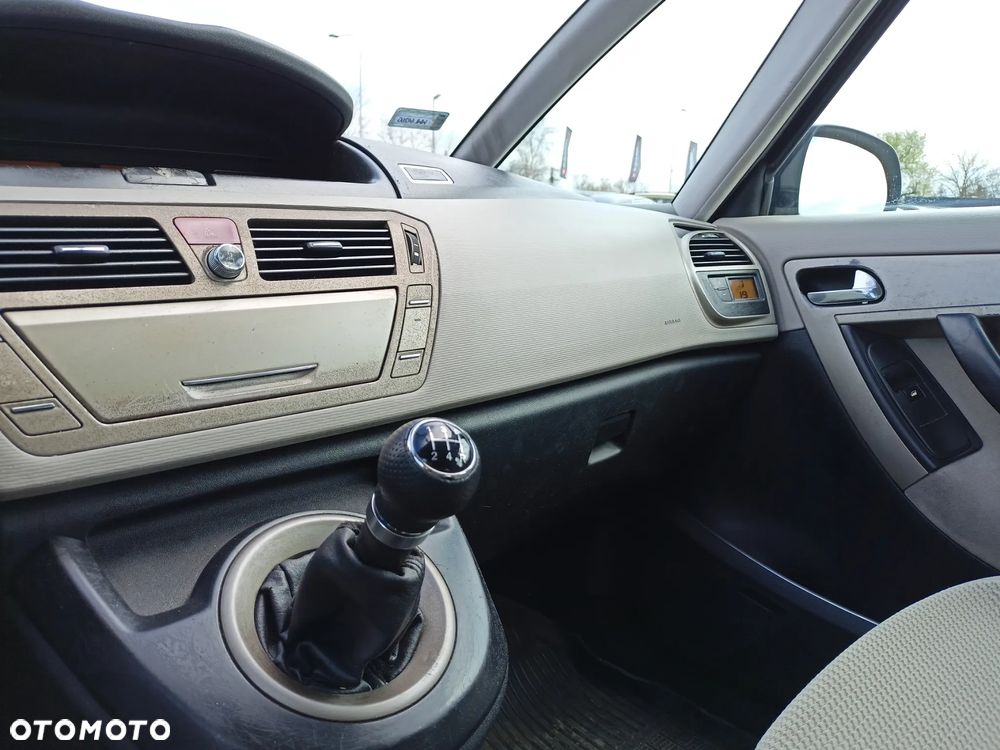 Citroën C4 Grand Picasso - 11