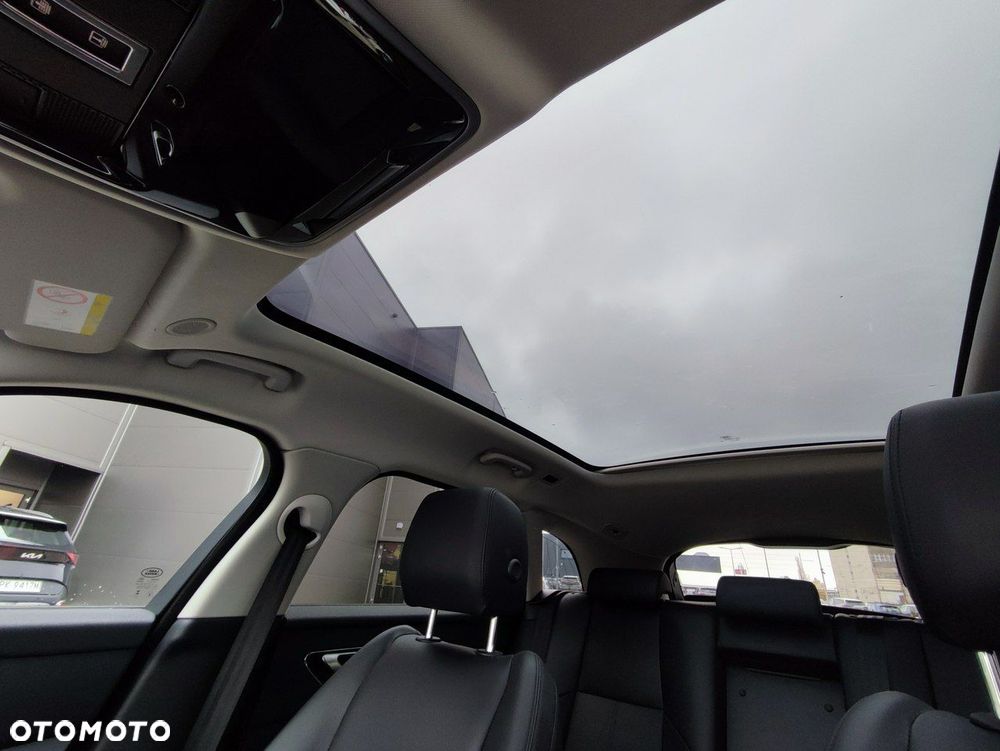 Land Rover Range Rover Velar - 25