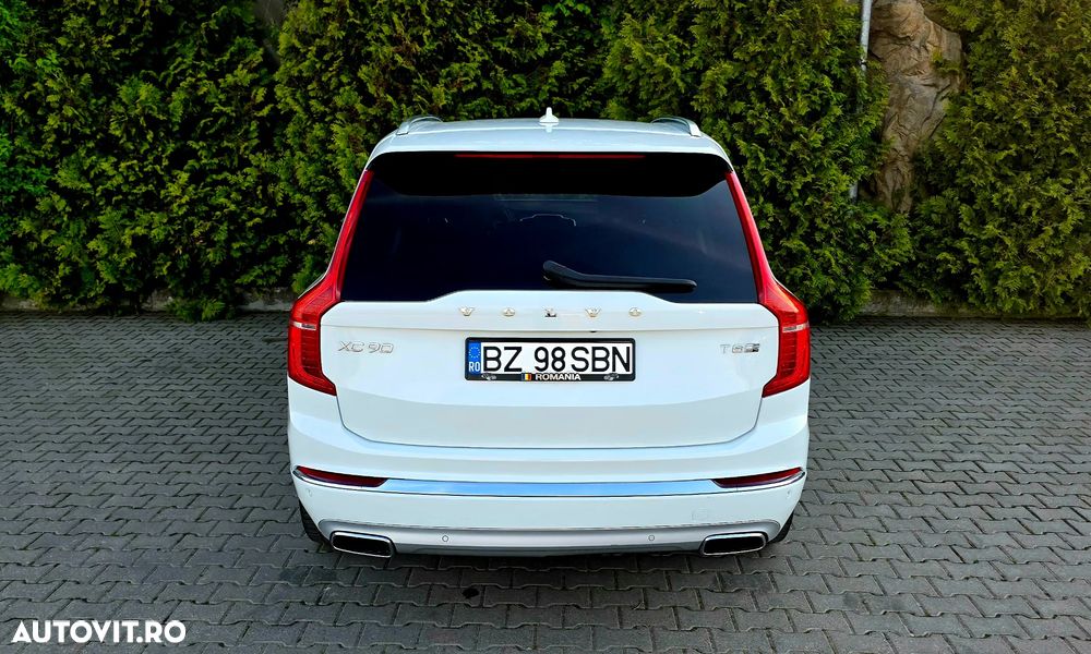 Volvo XC 90 T8 eAWD R-Design - 5
