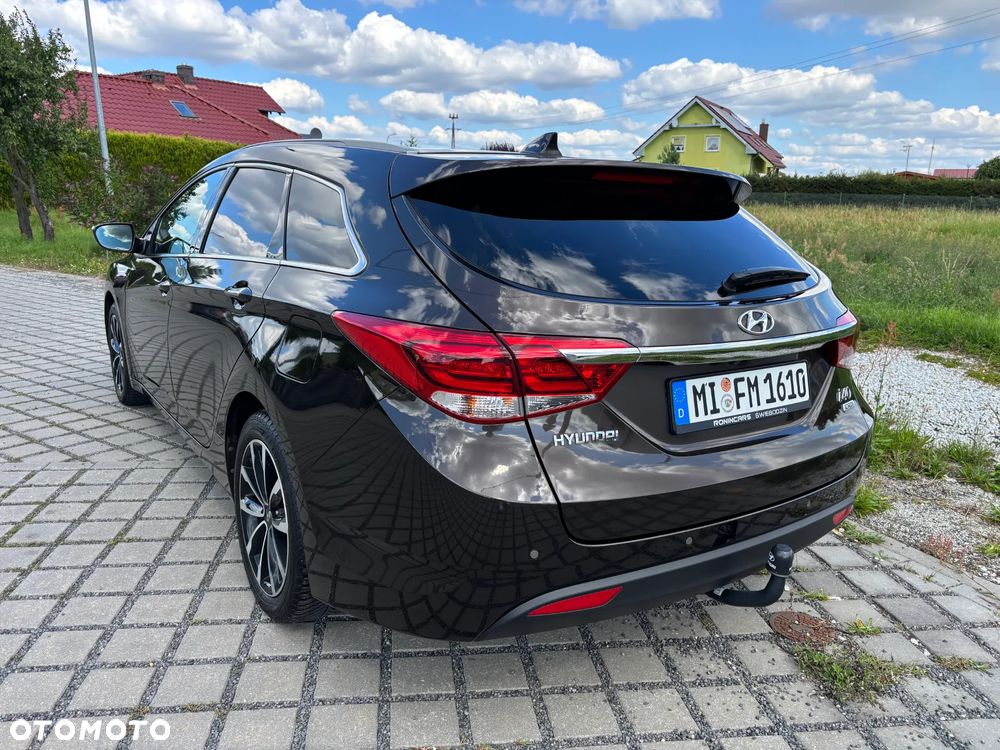 Hyundai i40 Kombi 1.7 CRDi Premium - 4