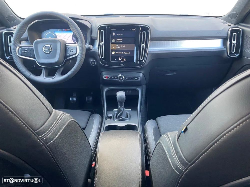 Volvo XC 40 2.0 D3 Momentum Plus - 6