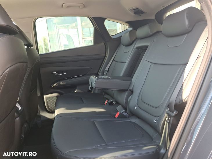 Hyundai Tucson 1.6 l 239 CP 2WD 6AT HEV Style Leather - 16