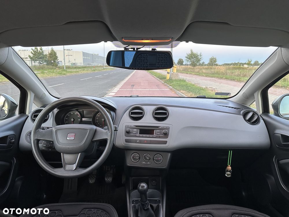 Seat Ibiza 1.4 16V Reference - 9