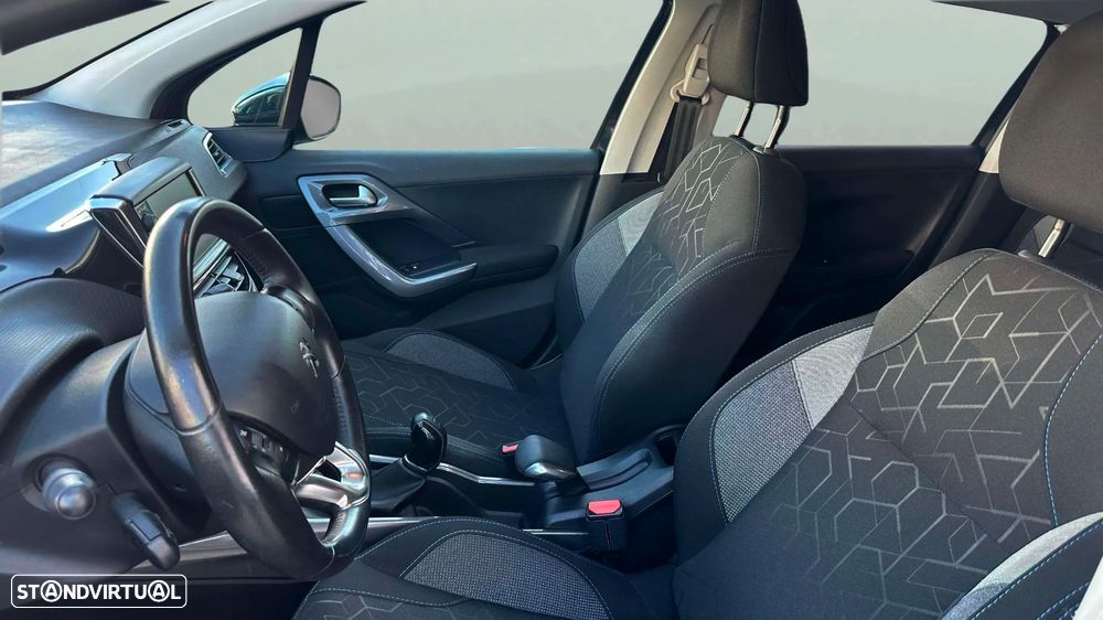 Peugeot 2008 1.2 PureTech Active - 9