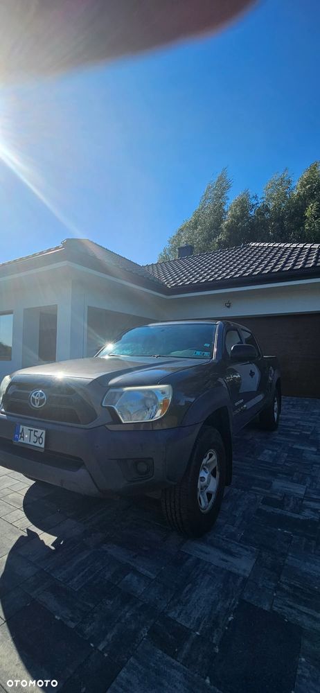 Toyota Tacoma - 9
