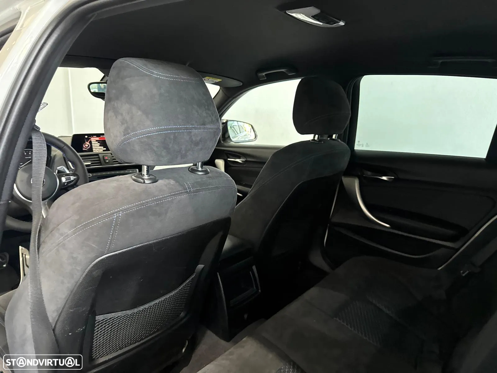 BMW 120 i Pack M Auto - 19