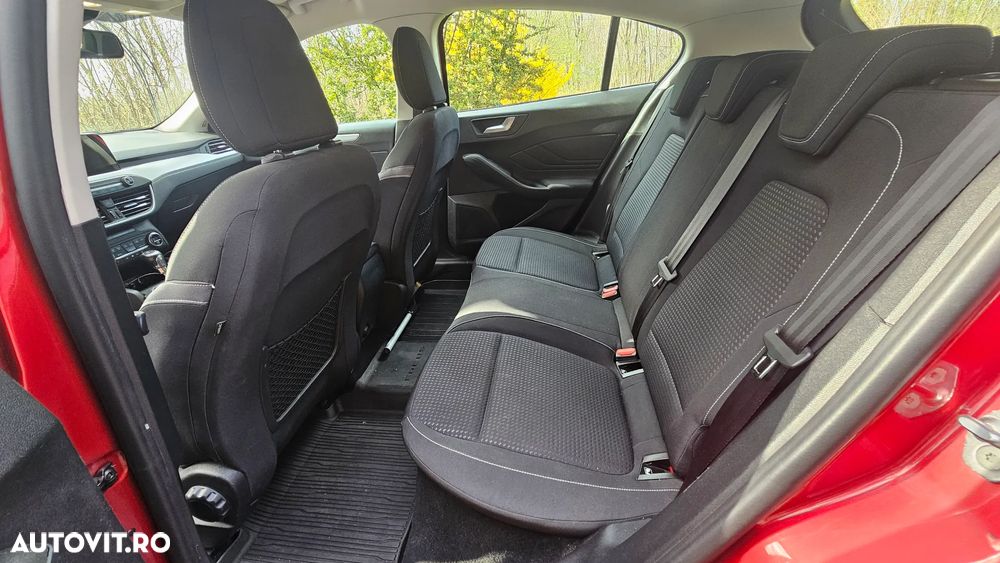 Ford Focus 1.0 EcoBoost Trend Edition - 14