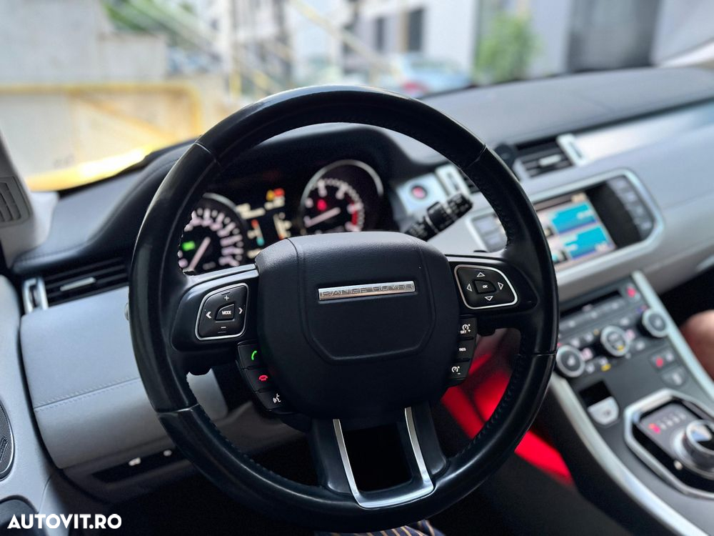 Land Rover Range Rover Evoque - 22