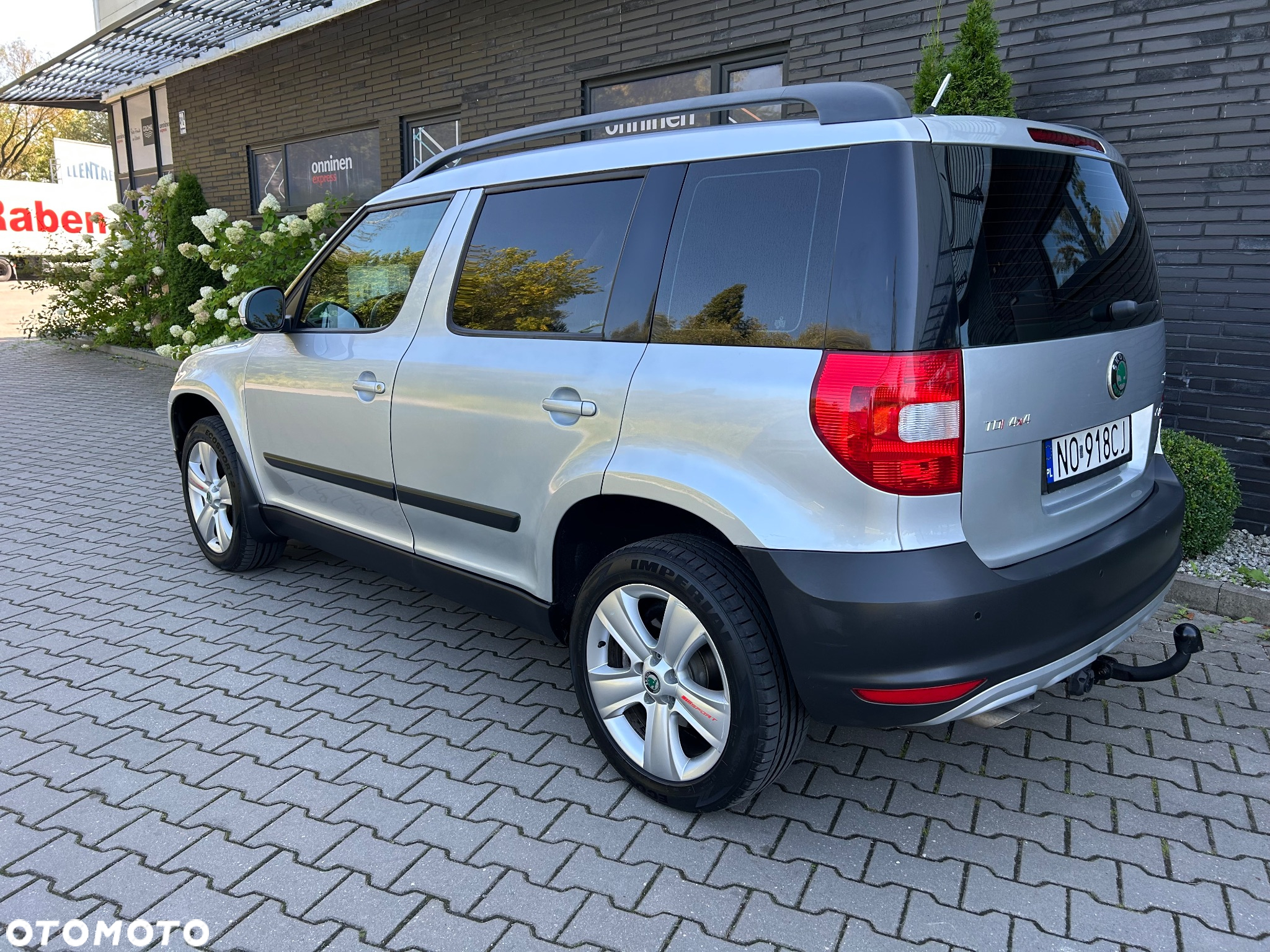Skoda Yeti 2.0 TDI DPF 4x4 Adventure - 4