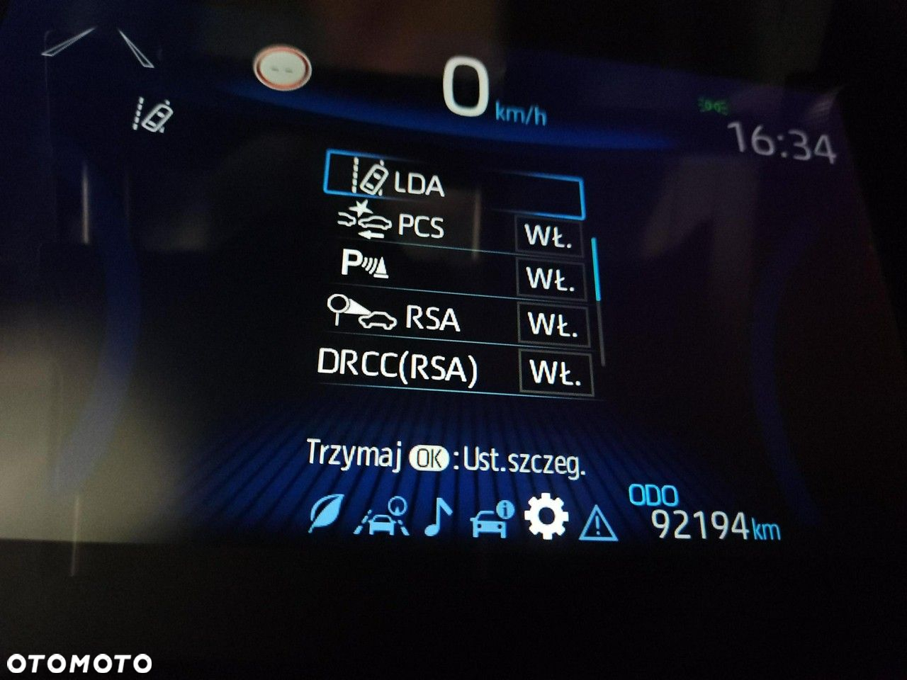 Toyota Corolla 1.6 Comfort - 22