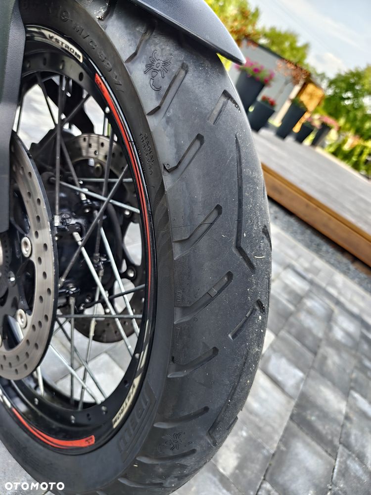 Suzuki V-STROM - 15