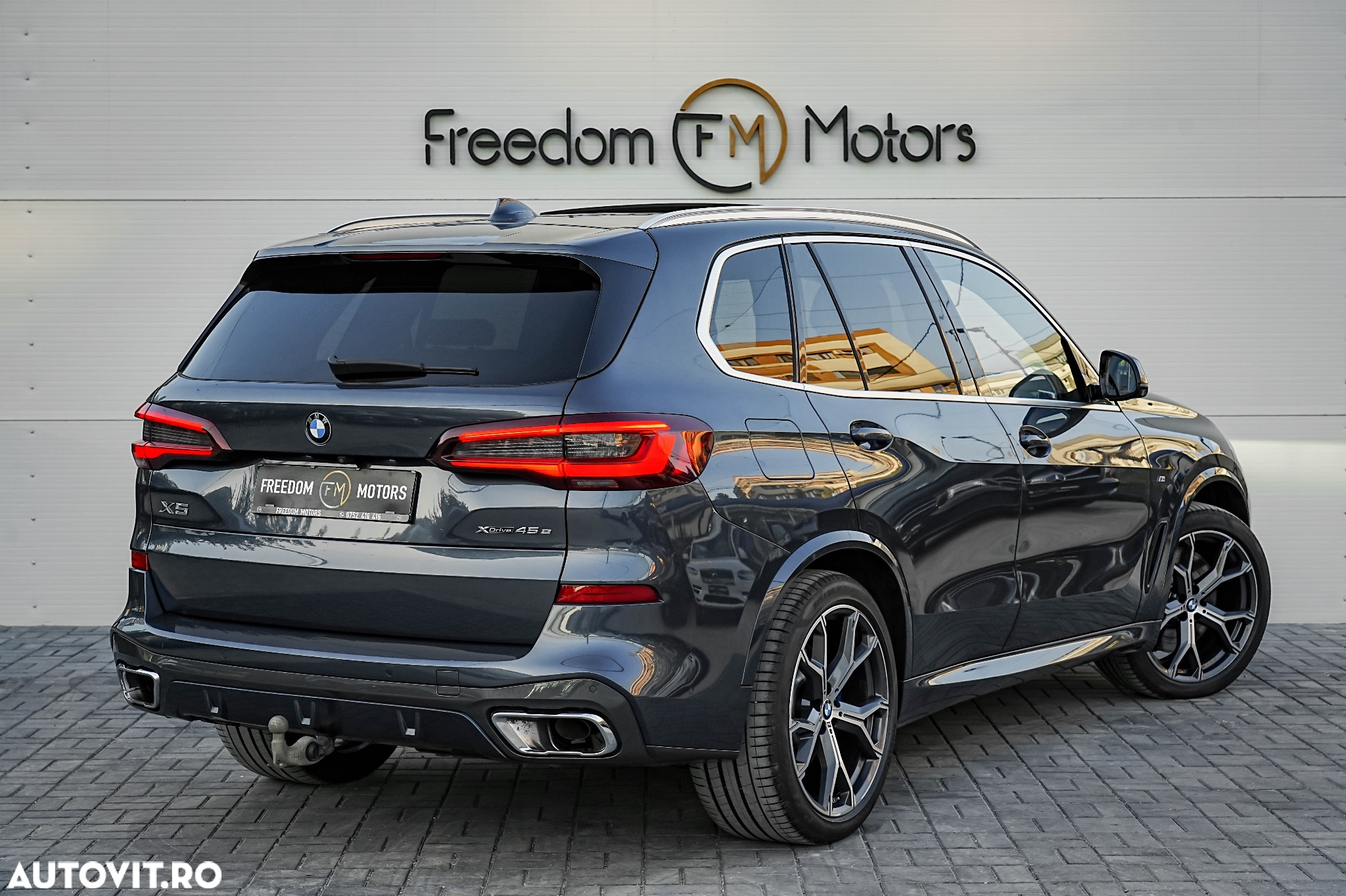 BMW X5 xDrive45e AT PHEV - 4