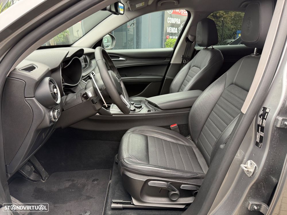 Alfa Romeo Stelvio 2.2 D Super AT8 - 8