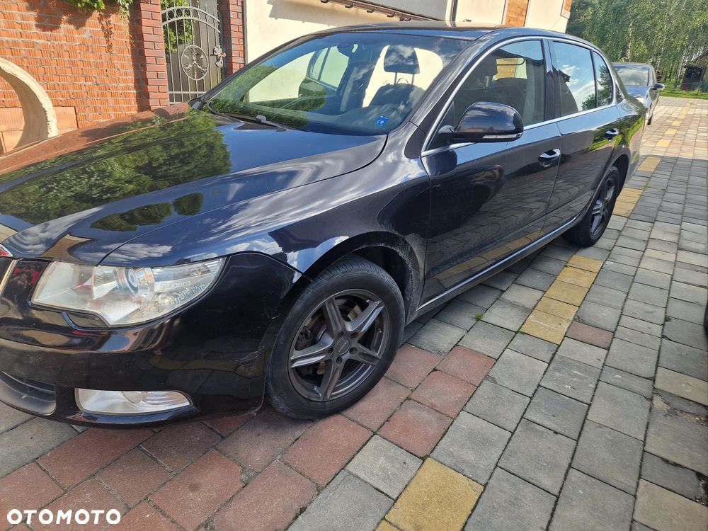 Skoda Superb 1.8 TSI Active - 2