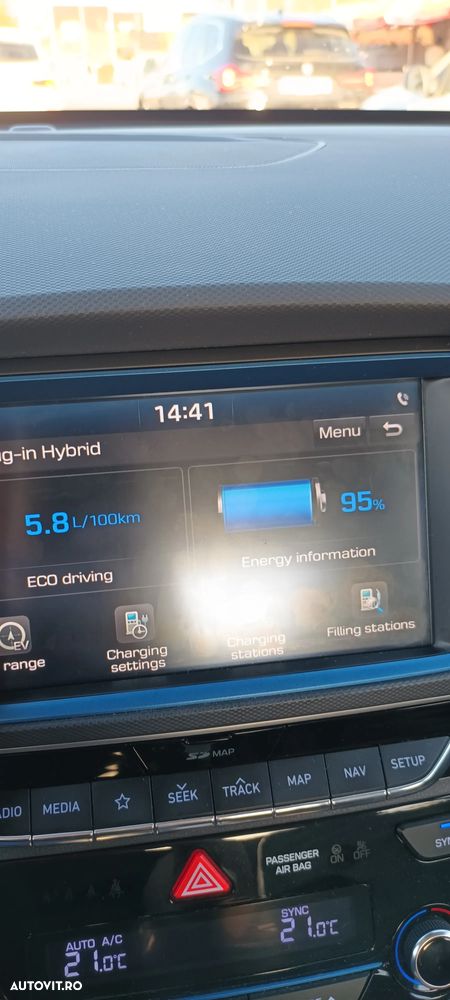 Hyundai IONIQ 1.6 GDI Premium - 14