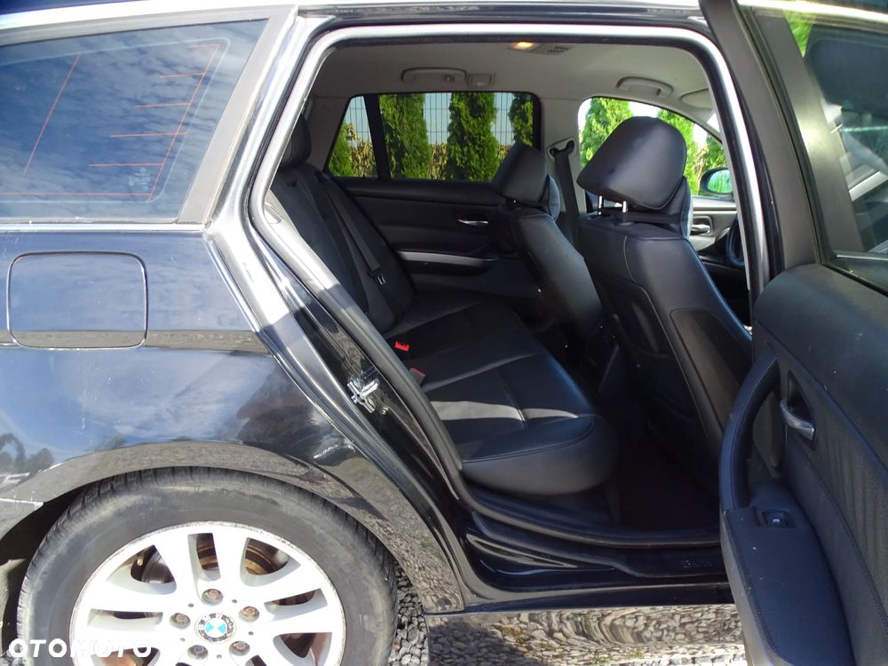 BMW Seria 3 - 10