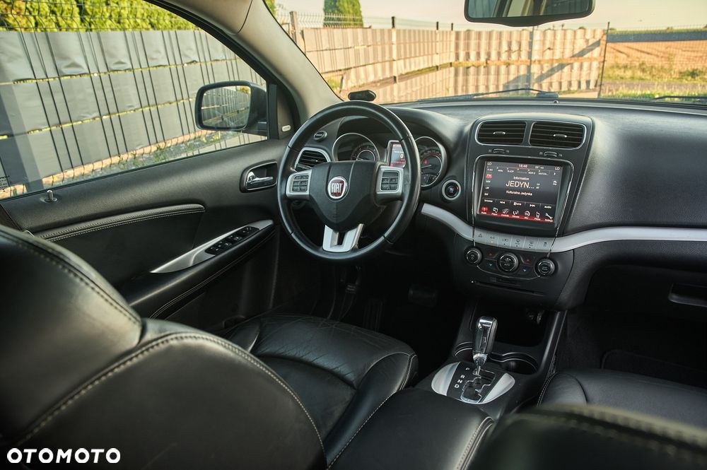 Fiat Freemont 2.0 Multijet 16V DPF Automatik Allrad Black Code - 32