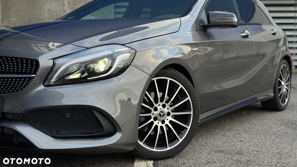 Mercedes-Benz Klasa A 180 (BlueEFFICIENCY) 7G-DCT AMG Sport - 4