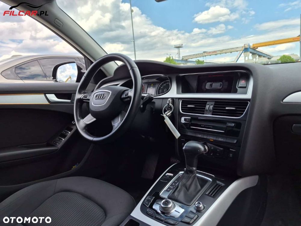 Audi A4 Avant - 13